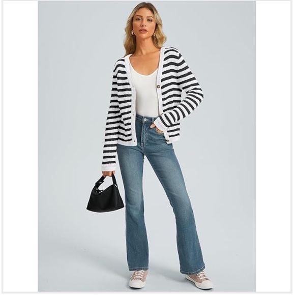 NWT Stripped Lightweight Cardigan. - Picture 2 of 7